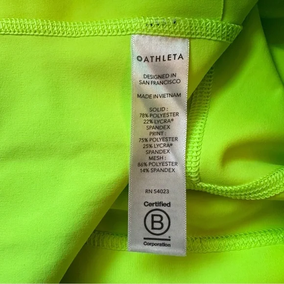 ATHLETA Stay Fly Neon Reflective 9” Biker Shorts Gym Yoga Cycle Green Yellow S - Picture 4 of 10
